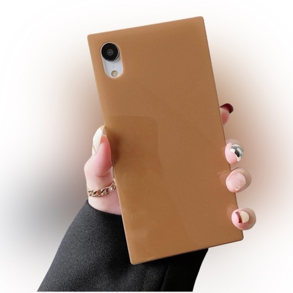Square Luxury Case for iPhone XR in Timeless Caramel - Slim, Glossy & Shockproof - Picture 1 of 3